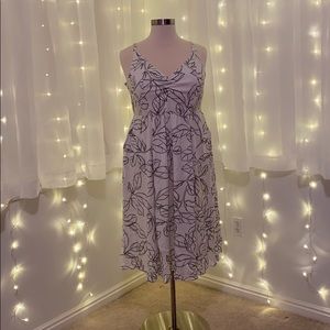 Adorable summer dress.